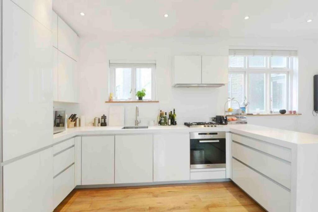 Designer 2 Bedroom Pimlico Лондон Экстерьер фото